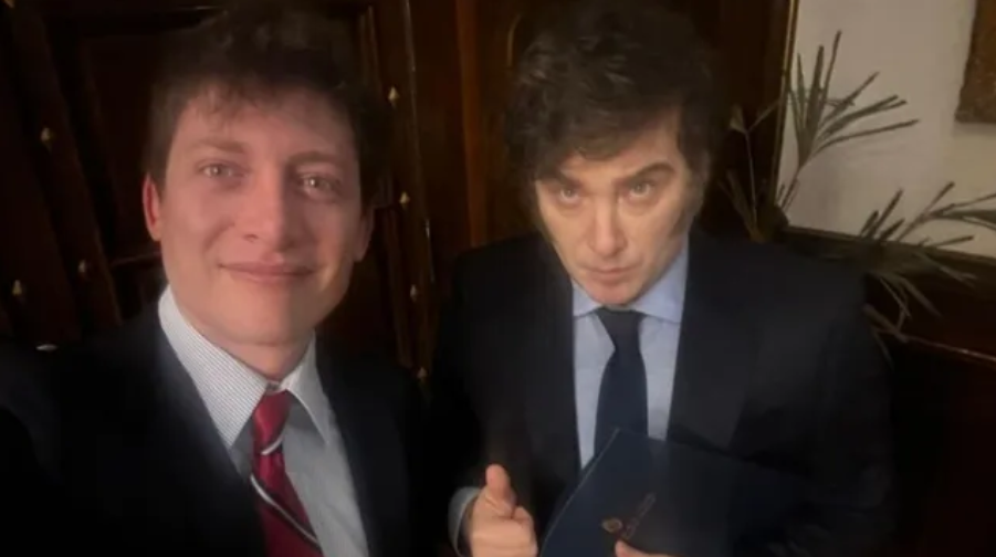 El gobierno creó una Oficina de Respuesta Oficial para «desmentir operaciones» de los medios